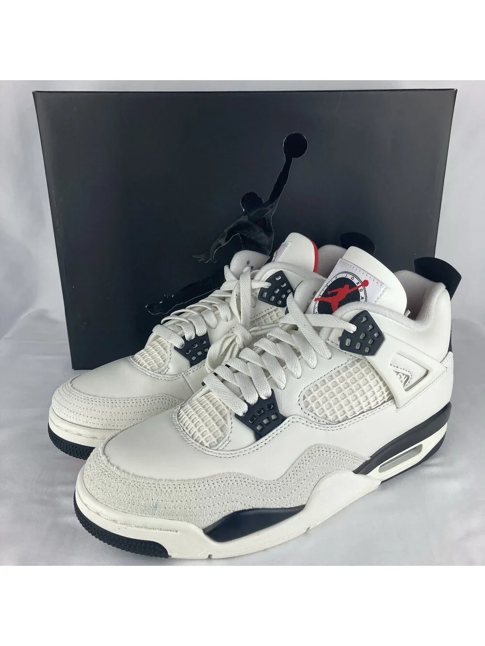 NEW Men’s Size 9.5 Nike Air Jordan 4 Retro RM White Black Red IM4002-100